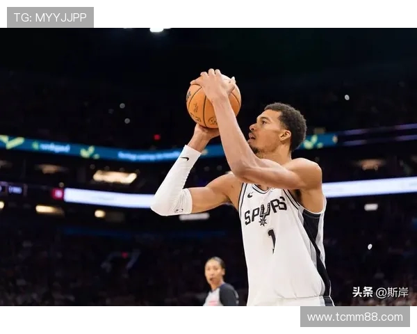 2019年NBA季后赛马刺与火箭的激烈对决回顾与精彩瞬间分析