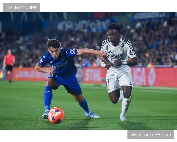 尤文图斯与皇家马德里1996年经典对决回顾与分析