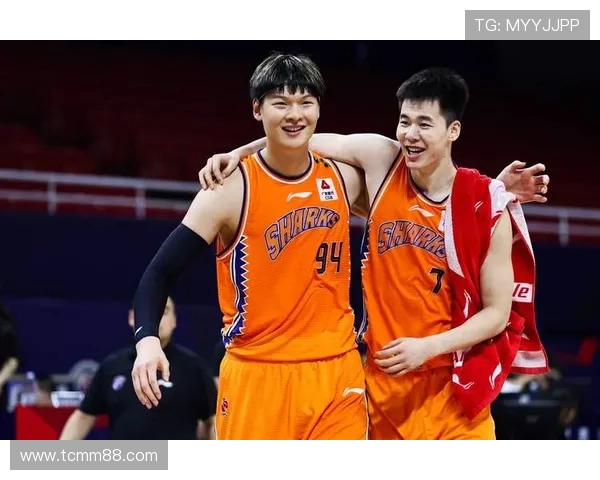 重庆篮球队比赛经验分析与提升策略探讨助力球队发展与成长