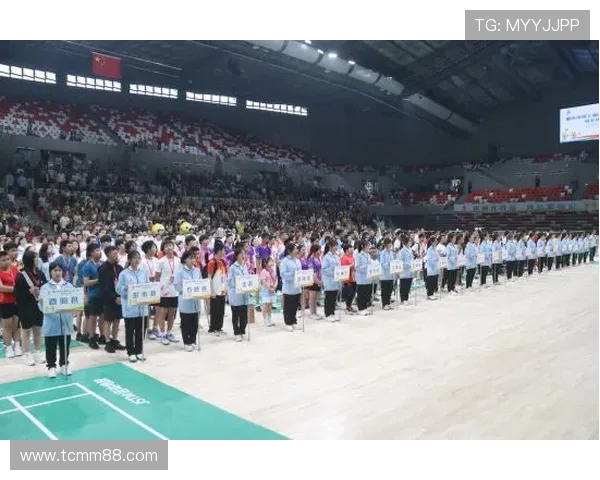 重庆羽毛球队在联合会杯积分榜上以81分稳居第一名展现强劲实力