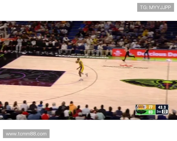 骑士与勇士对决詹姆斯惊艳扣篮瞬间回顾