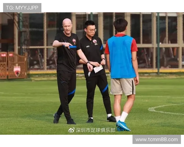 深圳篮球队默契配合的关键因素与战术分析探讨