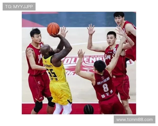 上海网球队强势领跑联赛积分榜目前积分达到56分展现出色竞技状态 上海网球队强势领跑联赛积分榜目前积分达到56分展现出色竞技状态